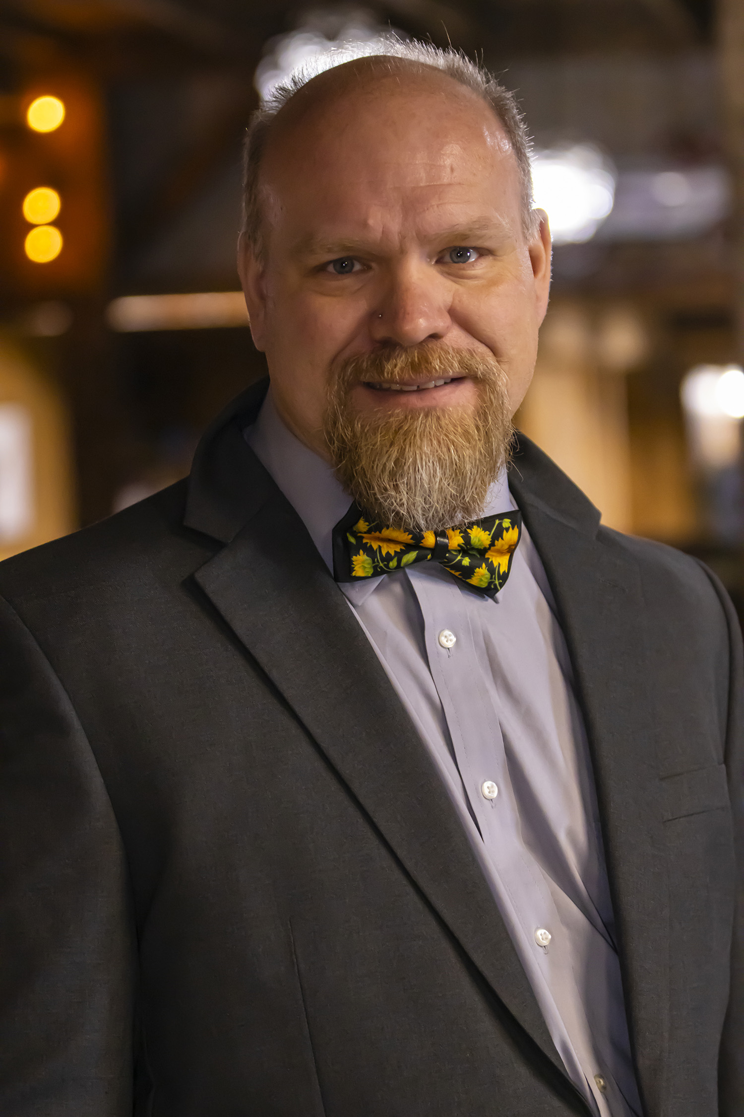 wedding-male-pose-tight-shot